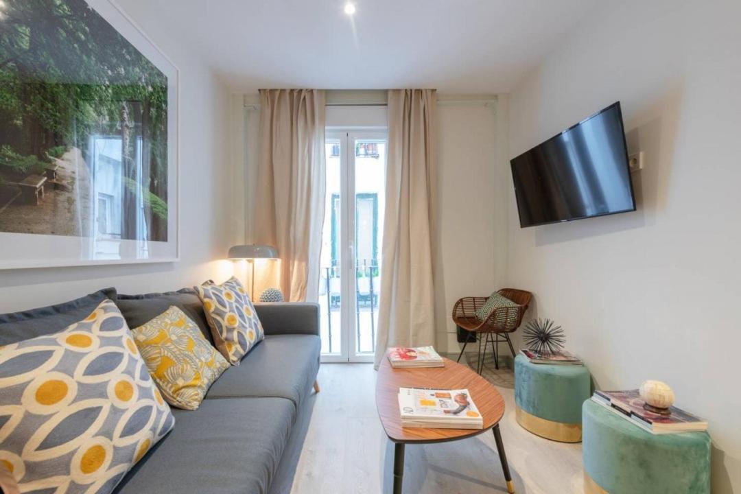 Sophisticated Brand New Flat Madri Exterior foto